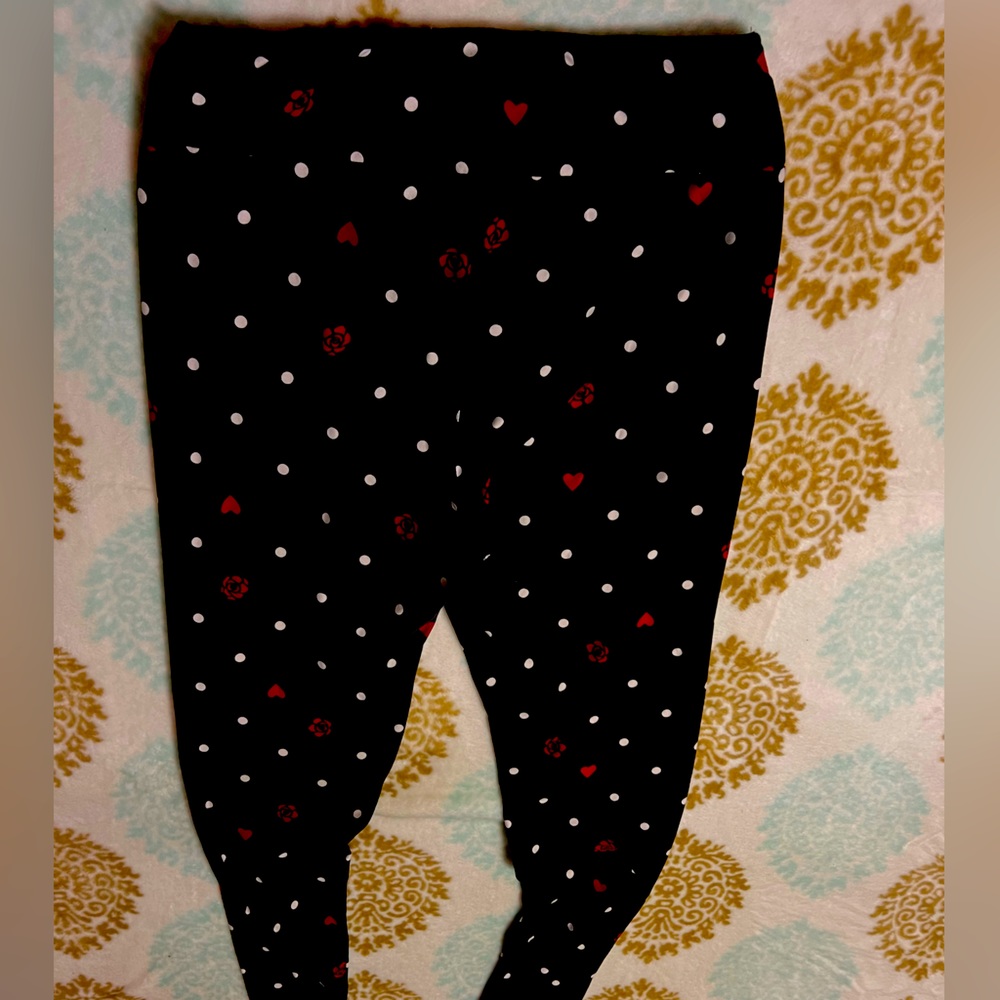 Lularoe heart 💜 and 🌹 leggings TC